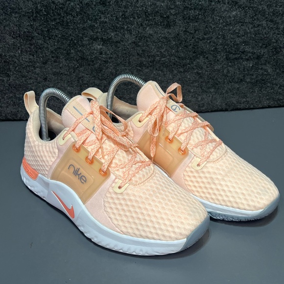 Nike Shoes - Nike Women's Renew In-Season TR 10 Size 7